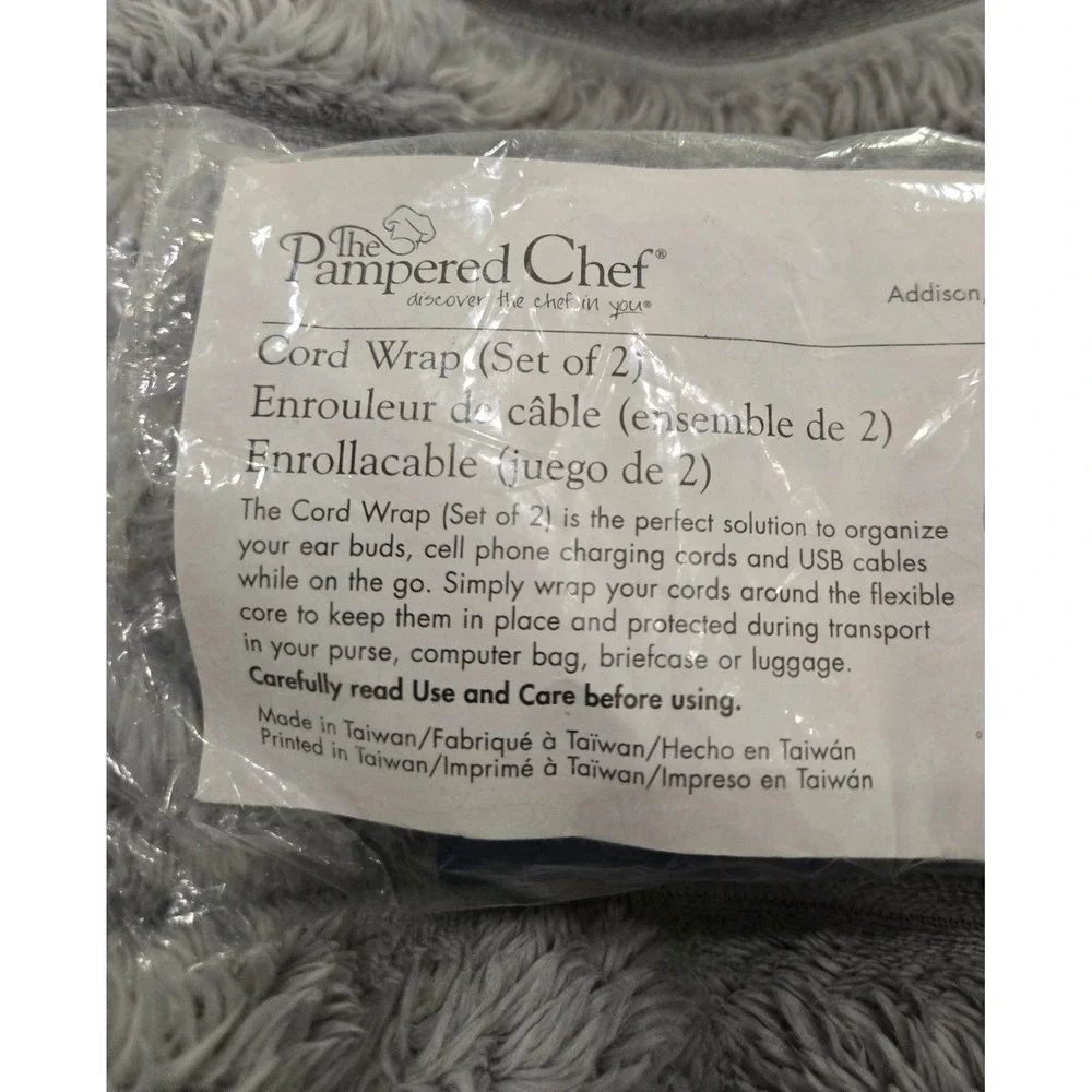 Pampered Chef Cord Wrap Set of 2 Blue Travel Cable Organizers 1734 New